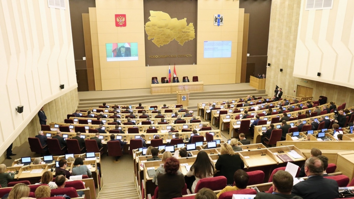 За время работы над бюджетом депутаты рассмотрели более 150 поправок.