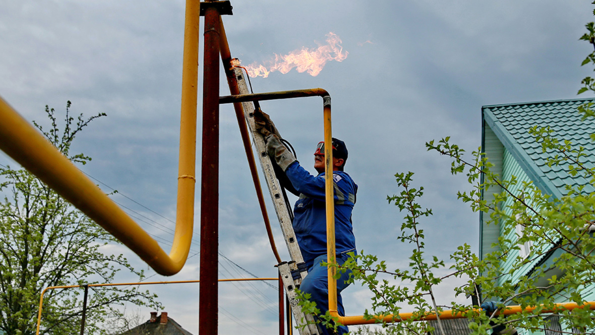 Новак раскрыл подробности о бесплатном подключении домов к газу — РБК