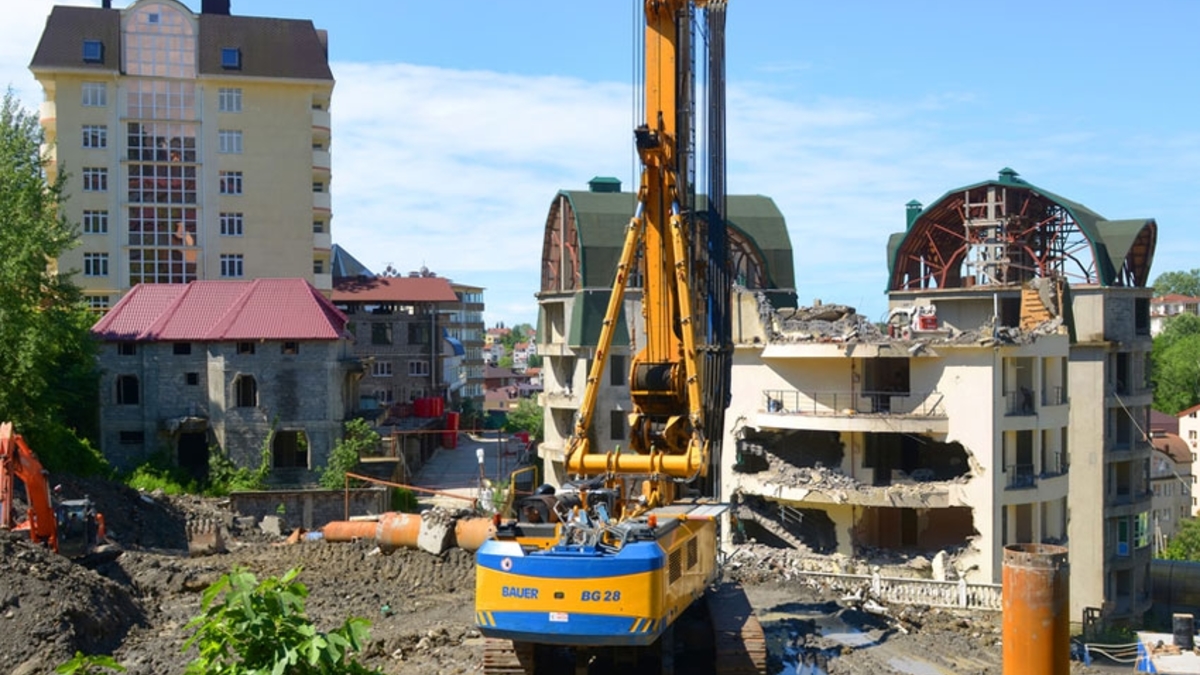 Постолимпийский Сочи: власти возобновили снос самостроев :: Городская  недвижимость :: РБК Недвижимость