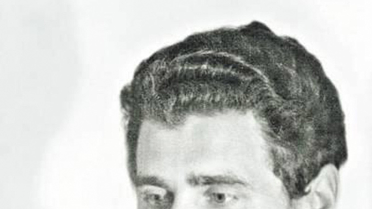 На фото: Глеб Павловский в 1968 году.
Глеб Павловский родился в Одессе 5 марта 1951 года в семье инженера-строителя. В 1973 году окончил истфак Одесского государственного университета