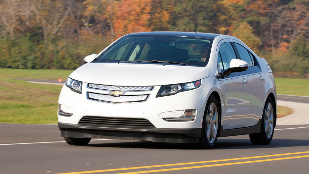 Тест Chevrolet Volt. Самый электрический из гибридов :: Autonews