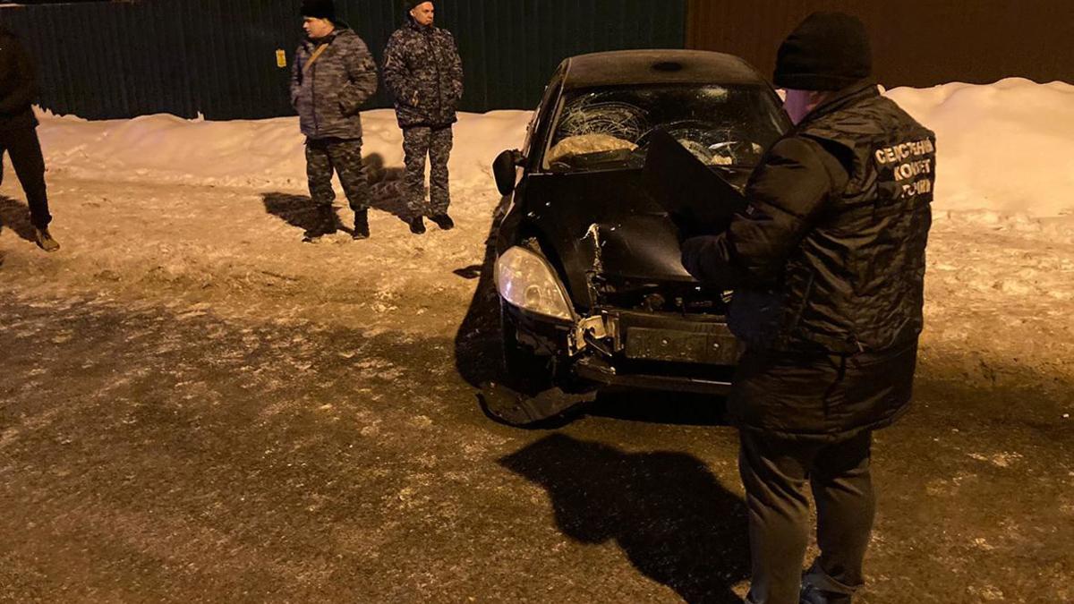 В Королеве автомобиль сбил двоих детей на пешеходном переходе — РБК