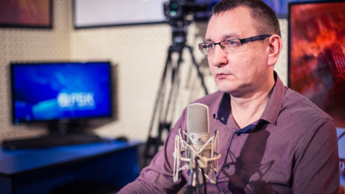 Евгений Мишин