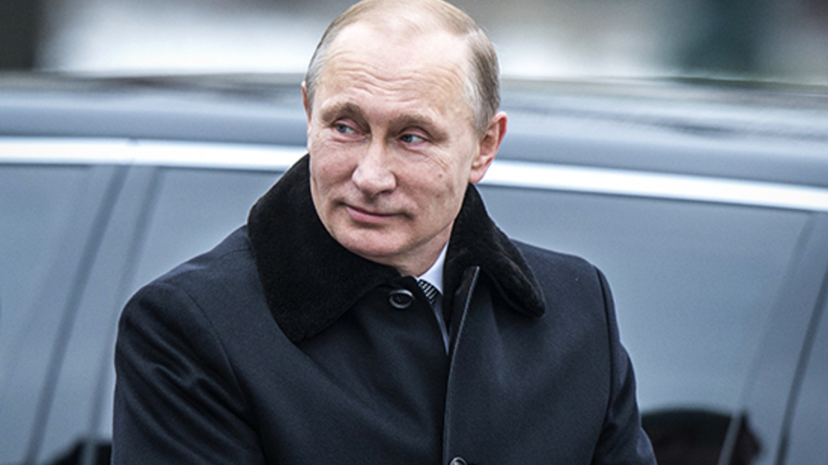 Владимир Путин лично приглядит за раздачей национального благосостояния