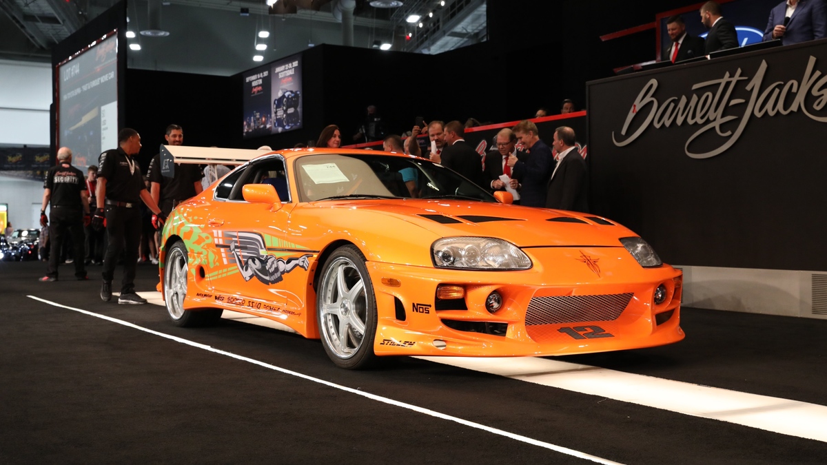 Toyota Supra Пола Уокера из «Форсажа» продали на аукционе за 40 млн ::  Autonews