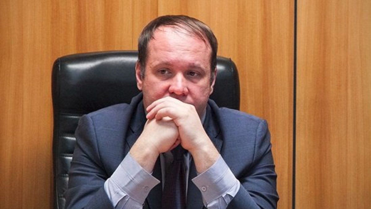 Дмитрий Шуров