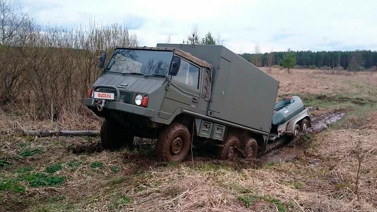 В России выставили на продажу редкий иностранный аналог ГАЗ-66. Фото ::  Autonews