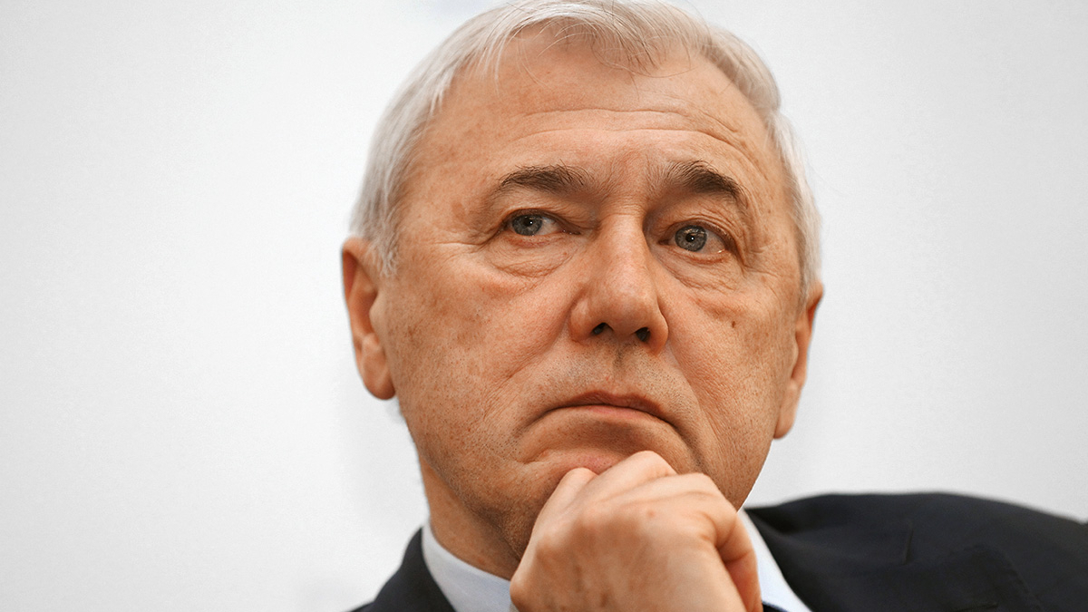 Анатолий Аксаков