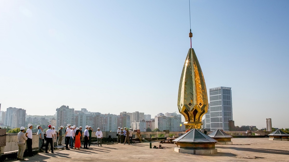 Купол на минарете соборной мечети в Уфе восстановили — фоторепортаж — РБК