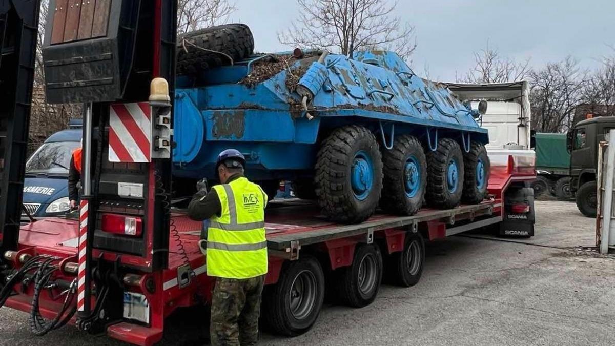 Болгария отправила Украине первую партию бронетранспортеров — РБК