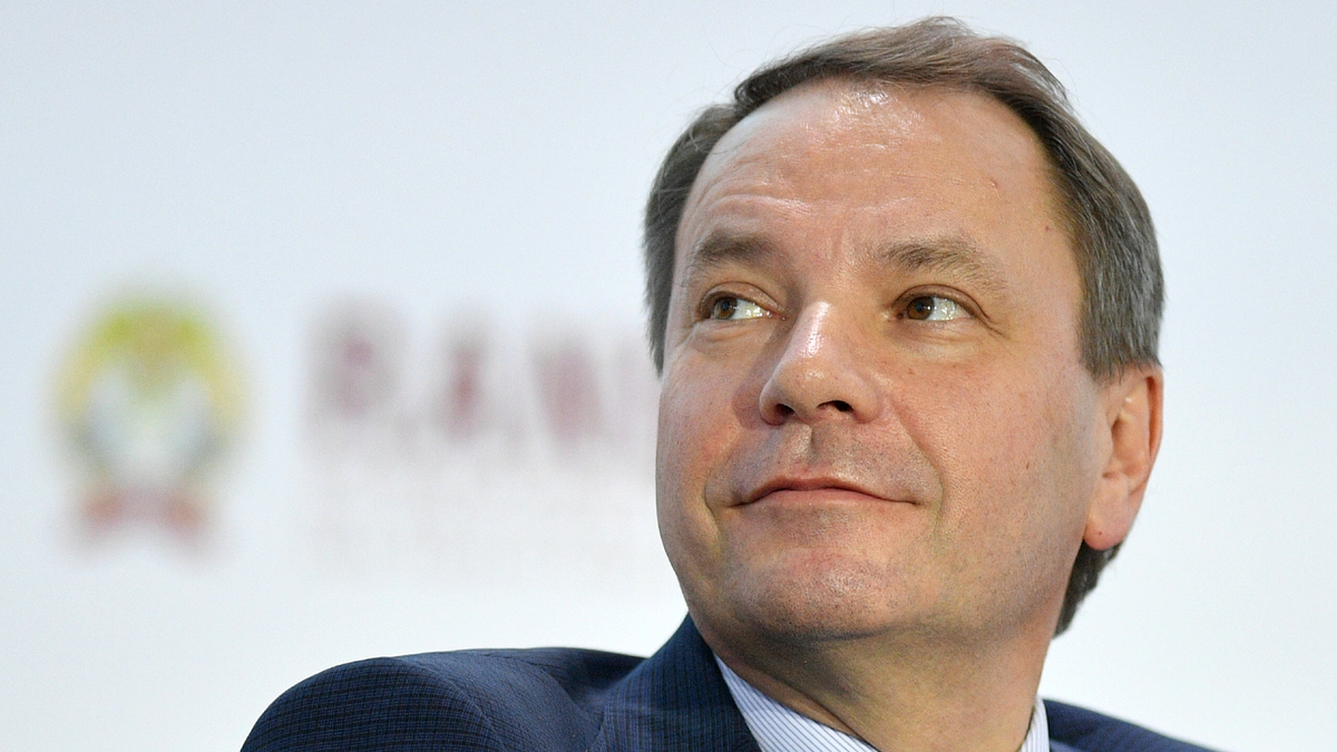 Станислав Кузнецов