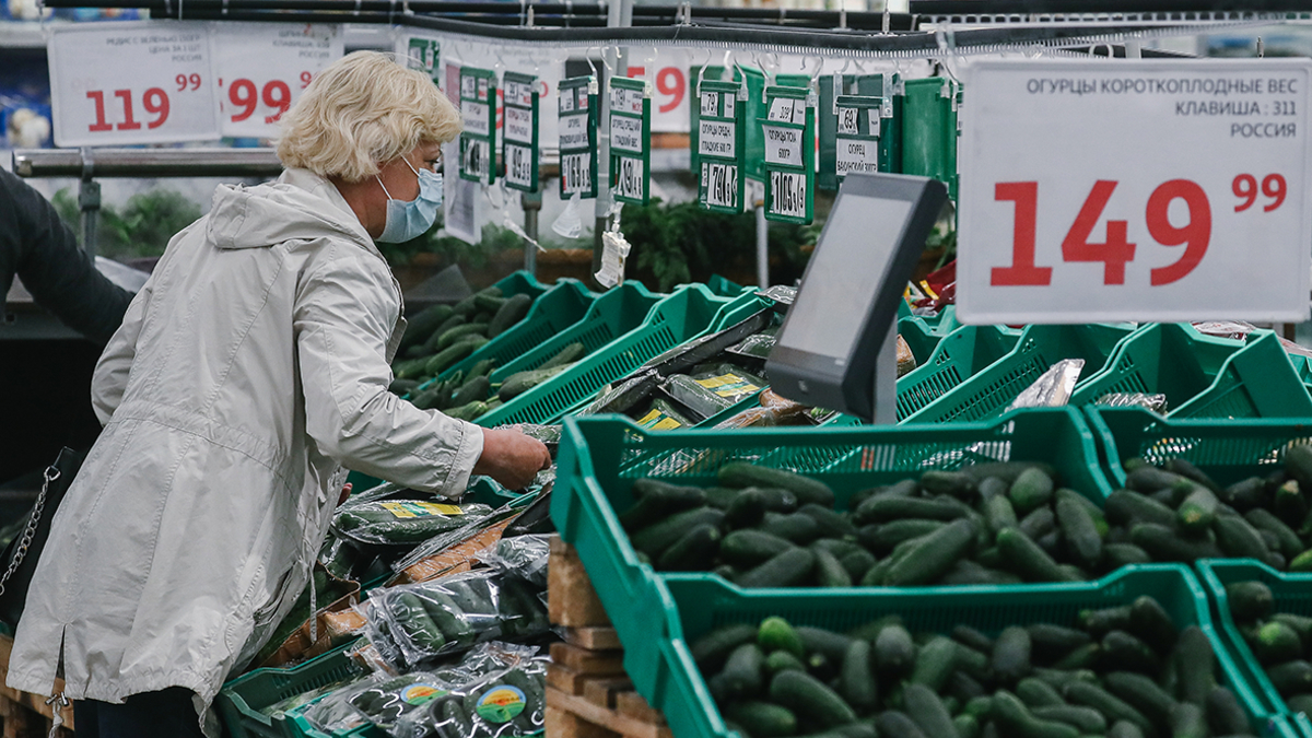 Огурцы оказались единственным подешевевшим за три недели продуктом — РБК