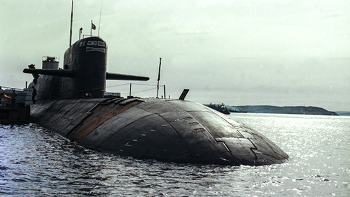 Атомная подводная лодка Северного флота «Новомосковск», 1998 год