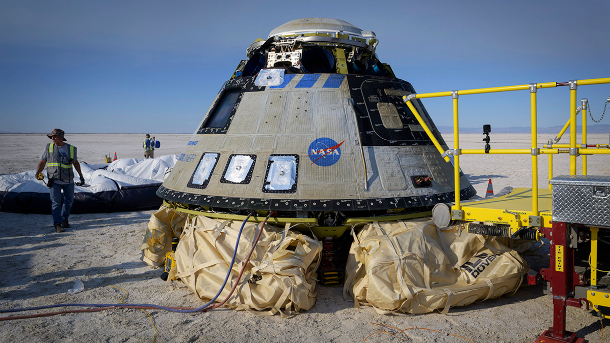 Американский корабль Starliner