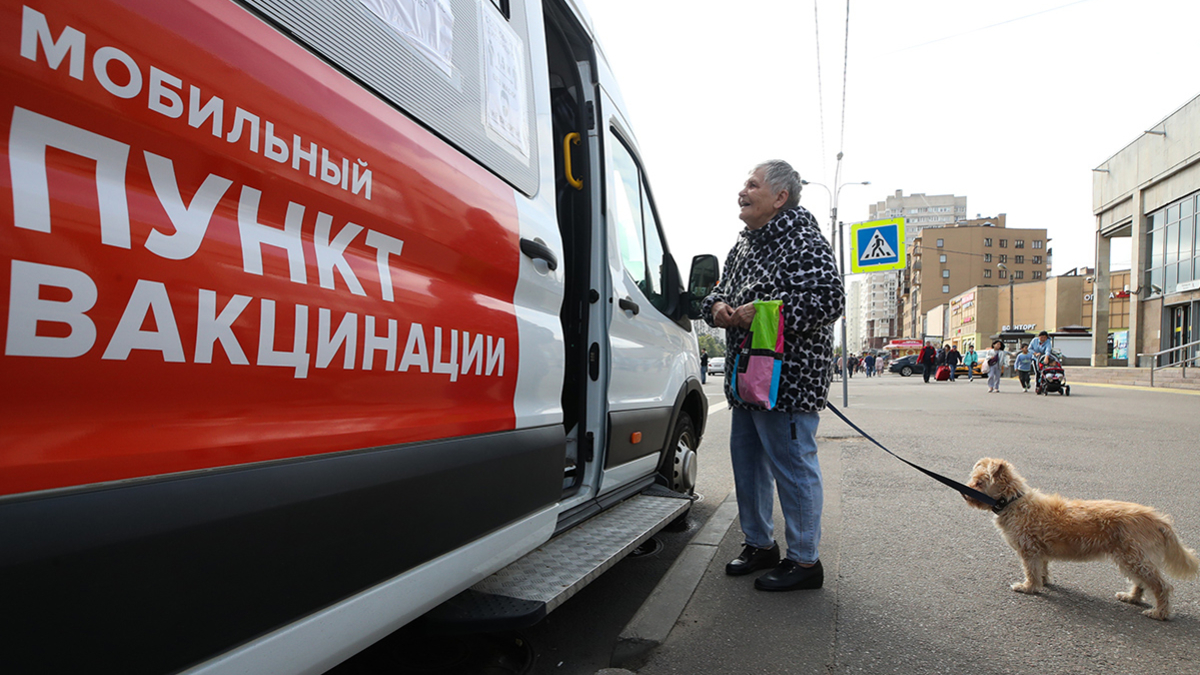 Под Петербургом угнали мобильный пункт вакцинации за 4 млн руб. — РБК