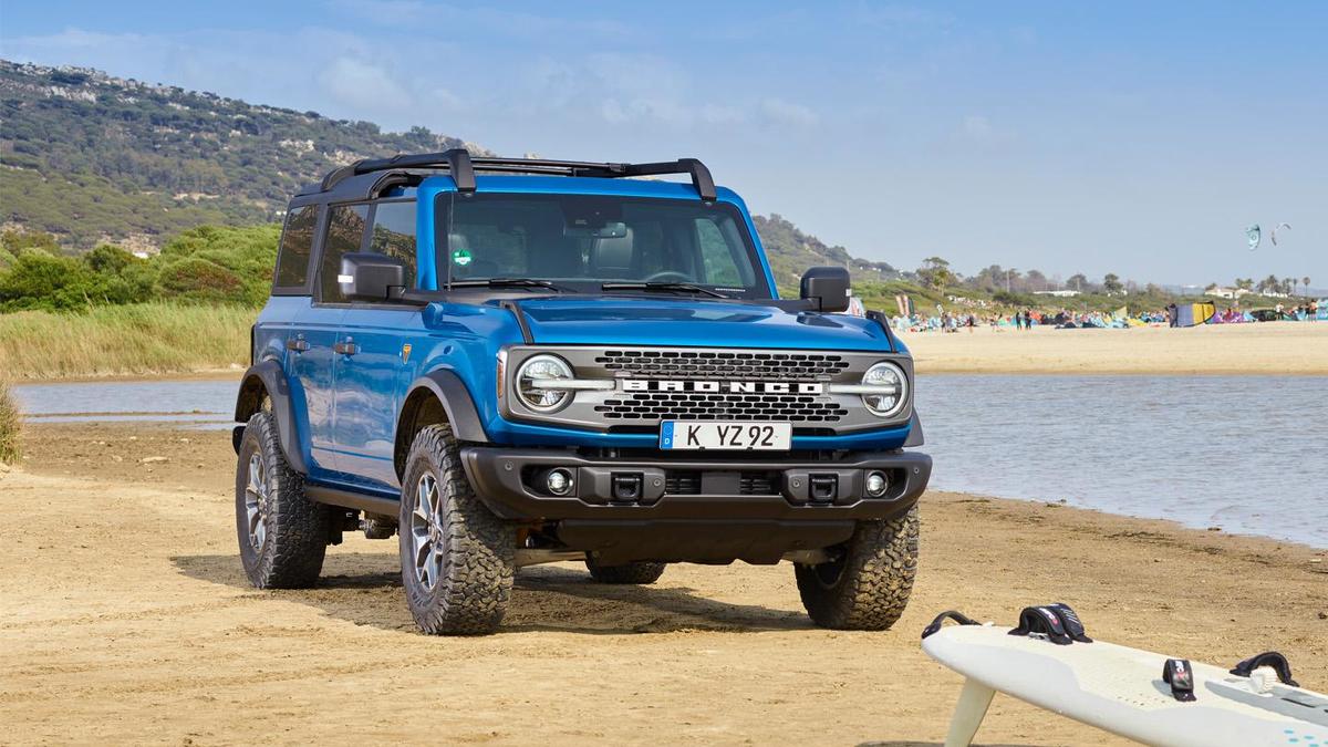 В Китае официально дебютировал американский внедорожник Ford Bronco.  Привезут ли его в Россию :: Autonews