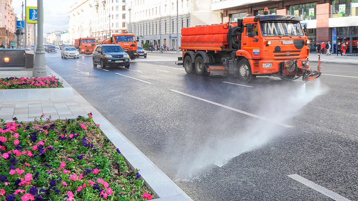 Ловушка для водителей в городе: за объезд «поливалок» рассылают штрафы ::  Autonews