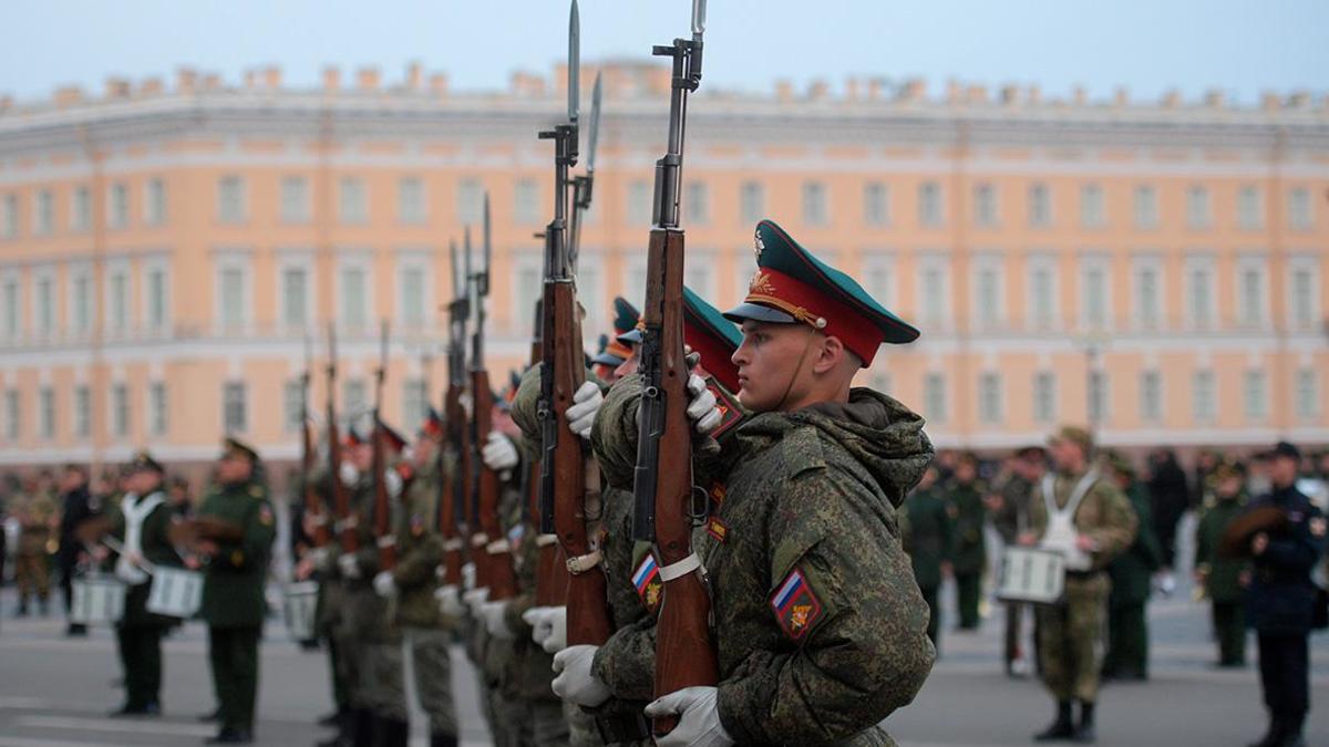 В России появились Ленинградский и Московский военные округа — РБК