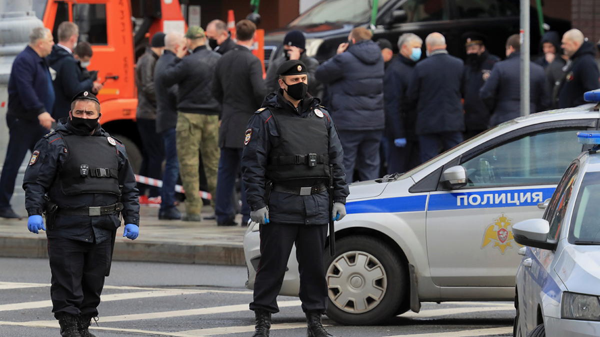 Захватчик отделения Альфа-банка в Москве задолжал 1,8 млн руб. — РБК