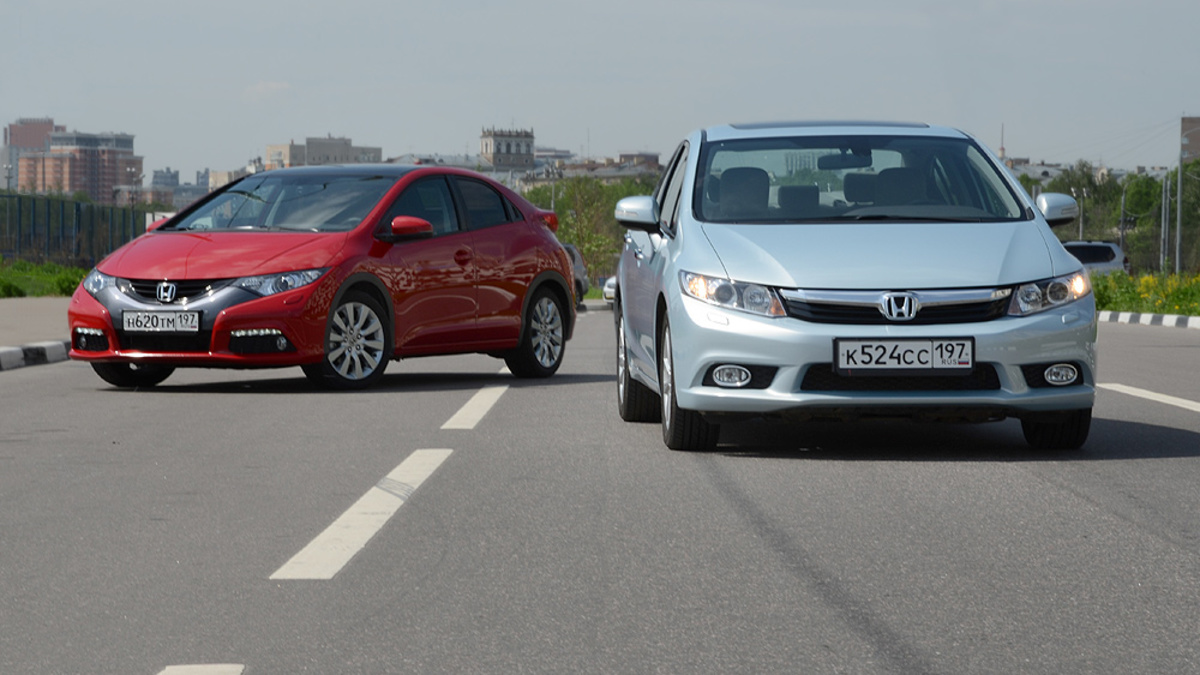 Тест-драйв Honda Civic: хэтчбек против седана :: Autonews