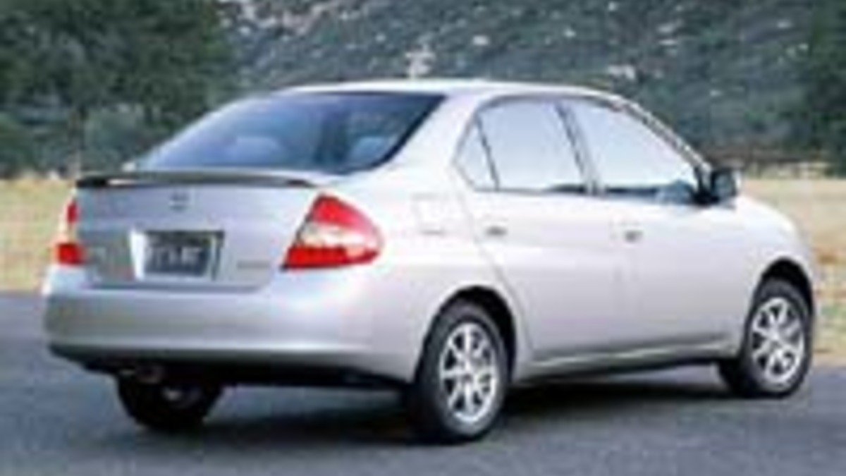 - Toyota Prius Hybrid  Autonews
