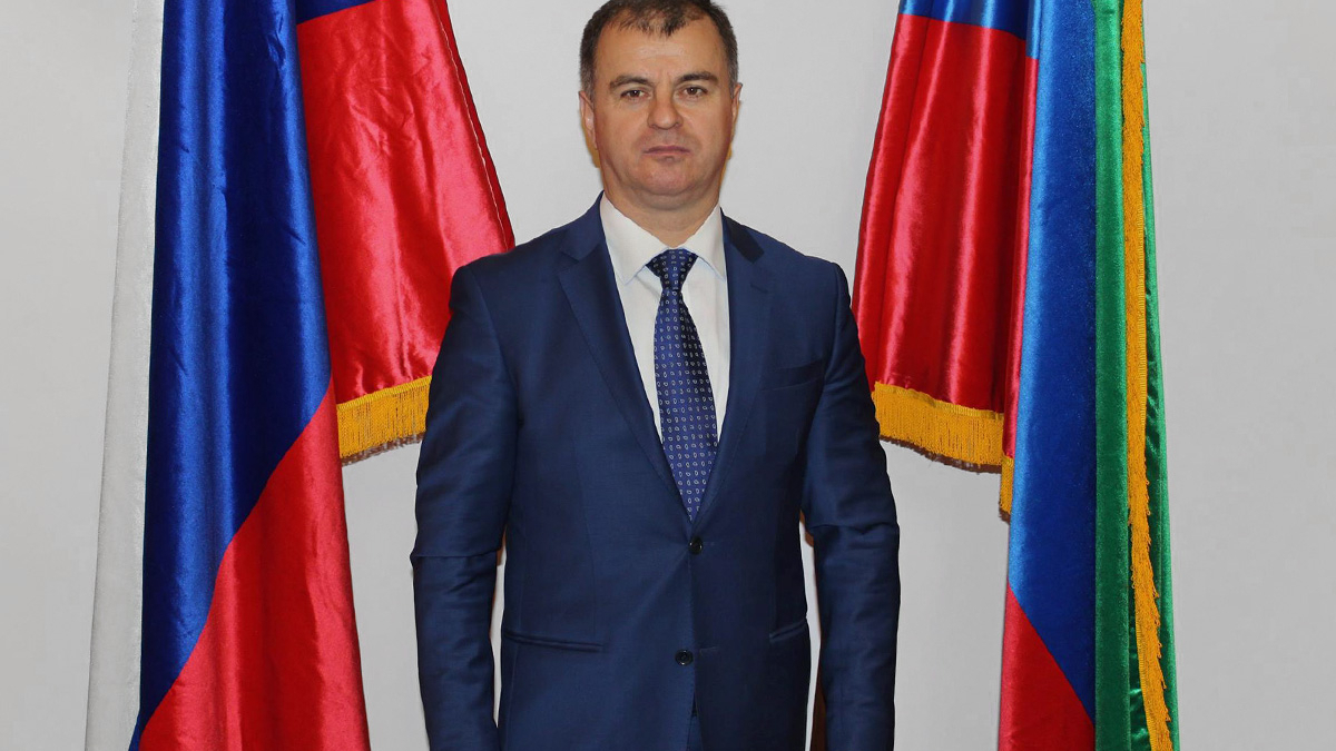 Осман Махачев