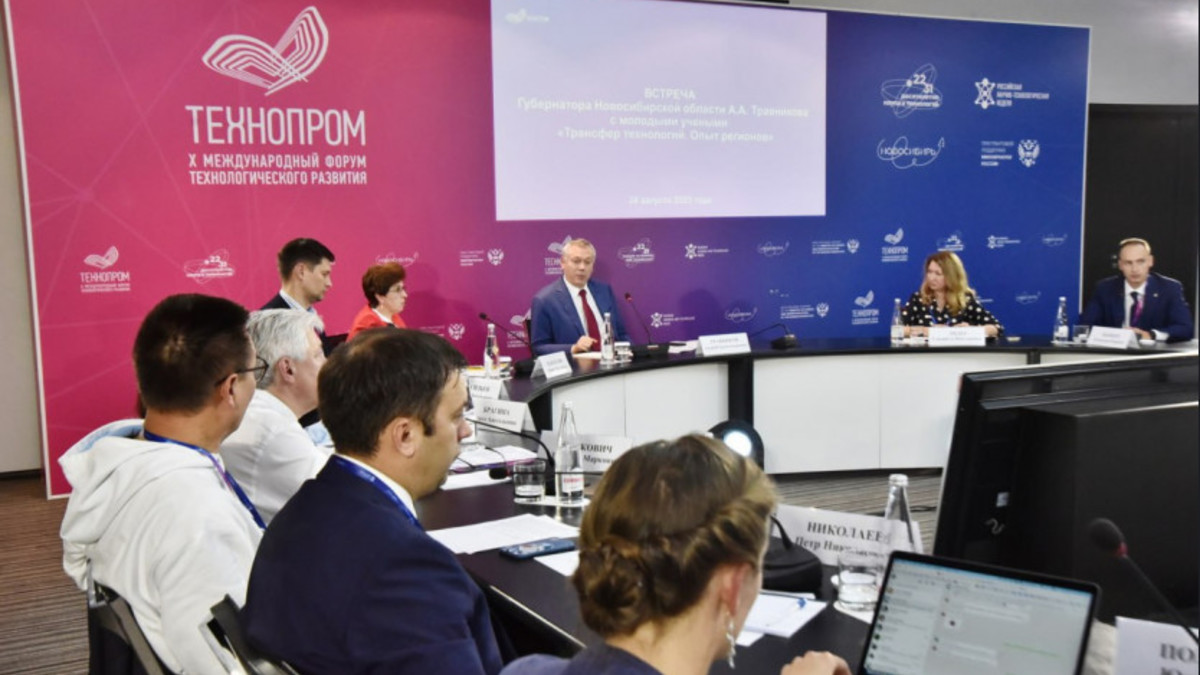 Фото: пресс-служба правительства Новосибирской области