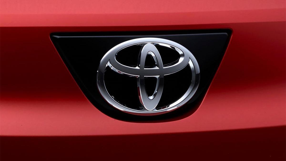 Toyota возобновила работу всех заводов в Японии после взрыва. Что известно  об инциденте :: Autonews