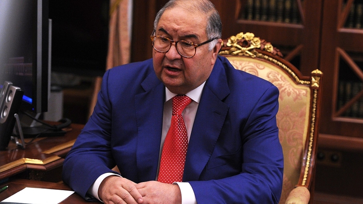 Миллиардер Алишер Усманов.