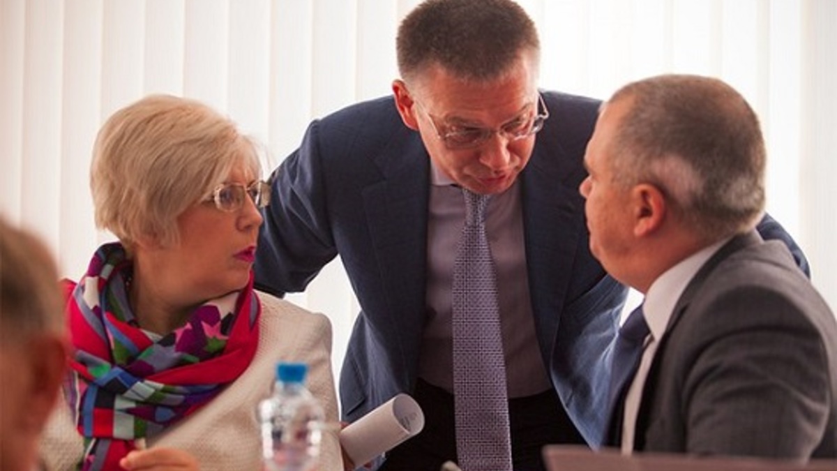Владимир Привалов