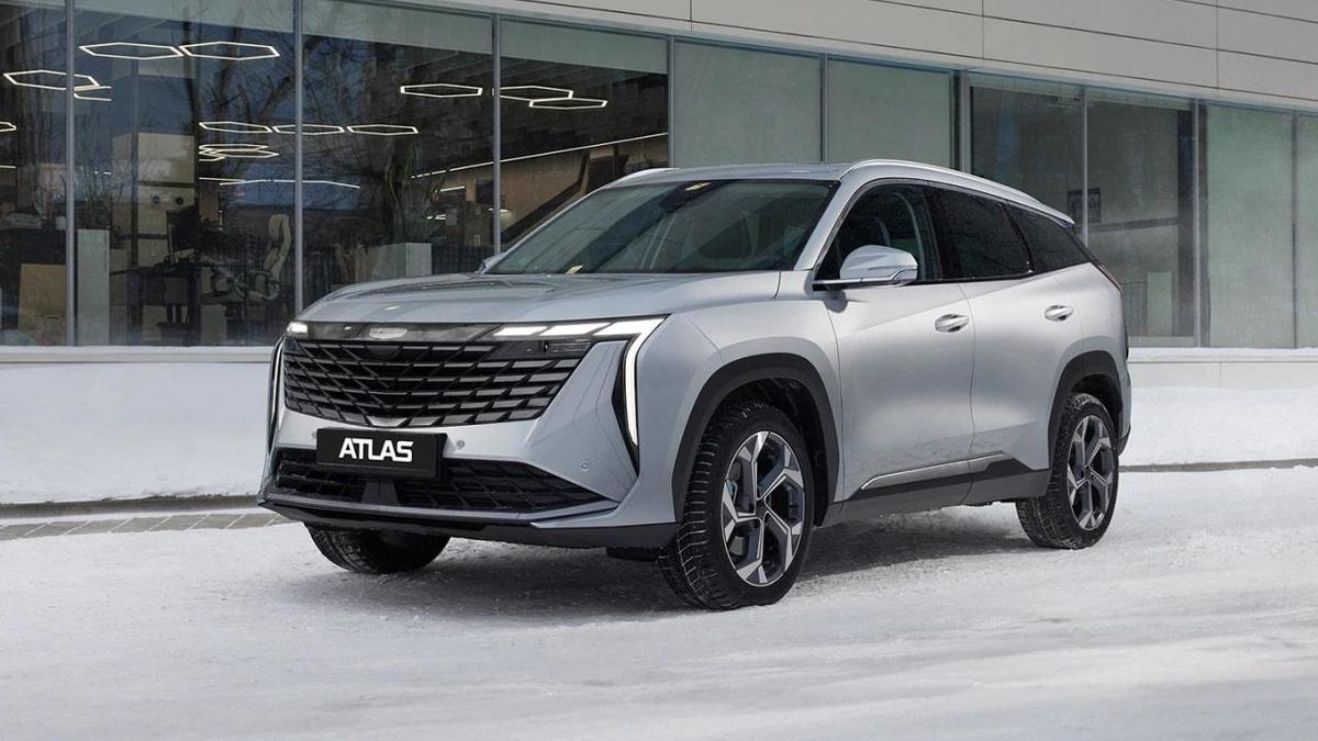 Полноприводный Geely Atlas оказался на ₽205 тыс. дороже автомобиля с  передним приводом :: Autonews