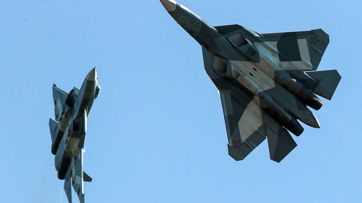 Российские истребители пятого поколения Су-57