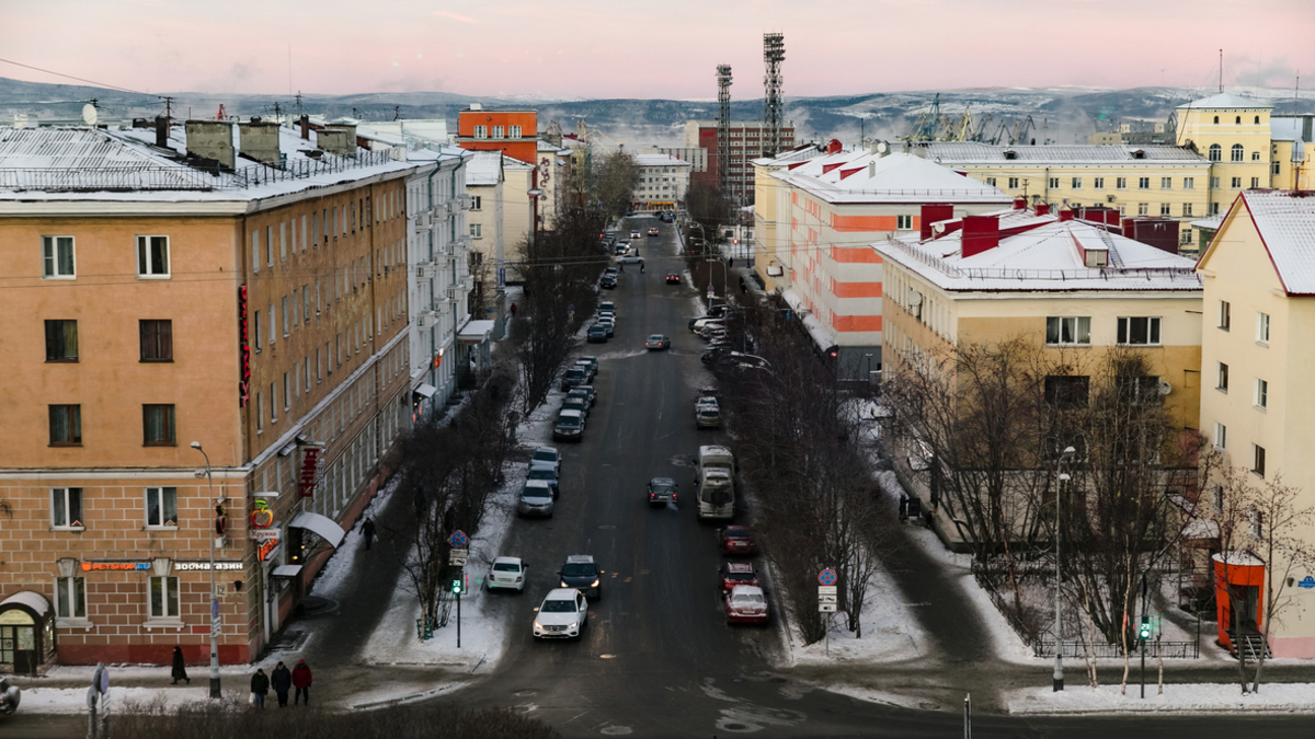 Мэрия Мурманска о нехватке в городе мест для авто и идее платной парковки —  РБК