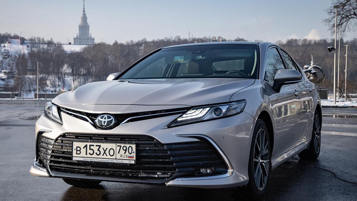 В России появились Toyota Camry из Китая без подогрева. Дилеры назвали цену  за его установку :: Autonews