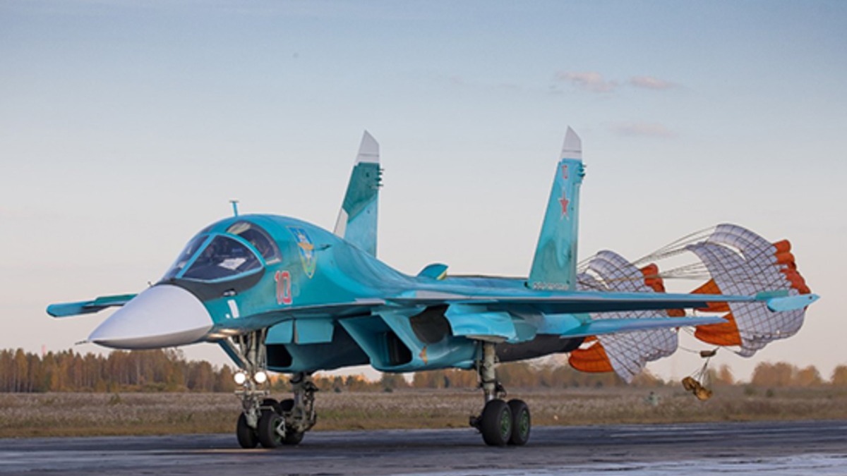 Истребитель-бомбардировщик Су-34