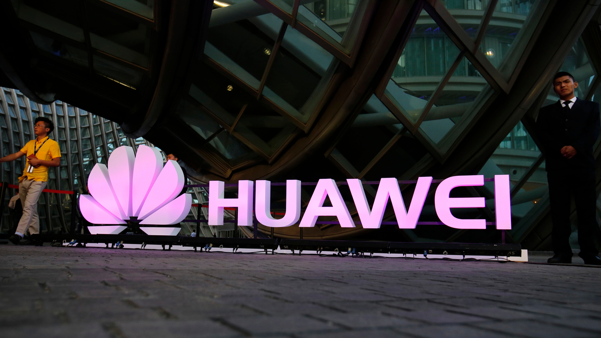 Китайская Huawei стала одним из лидеров по росту числа полученных в США патентов