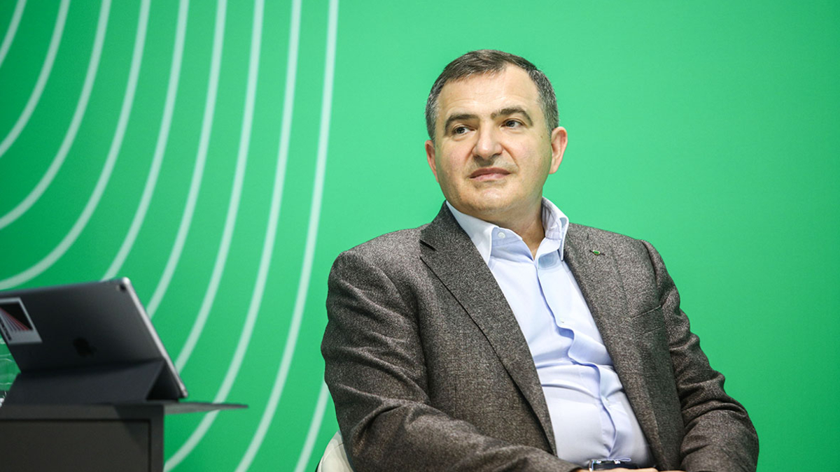 Лев Хасис