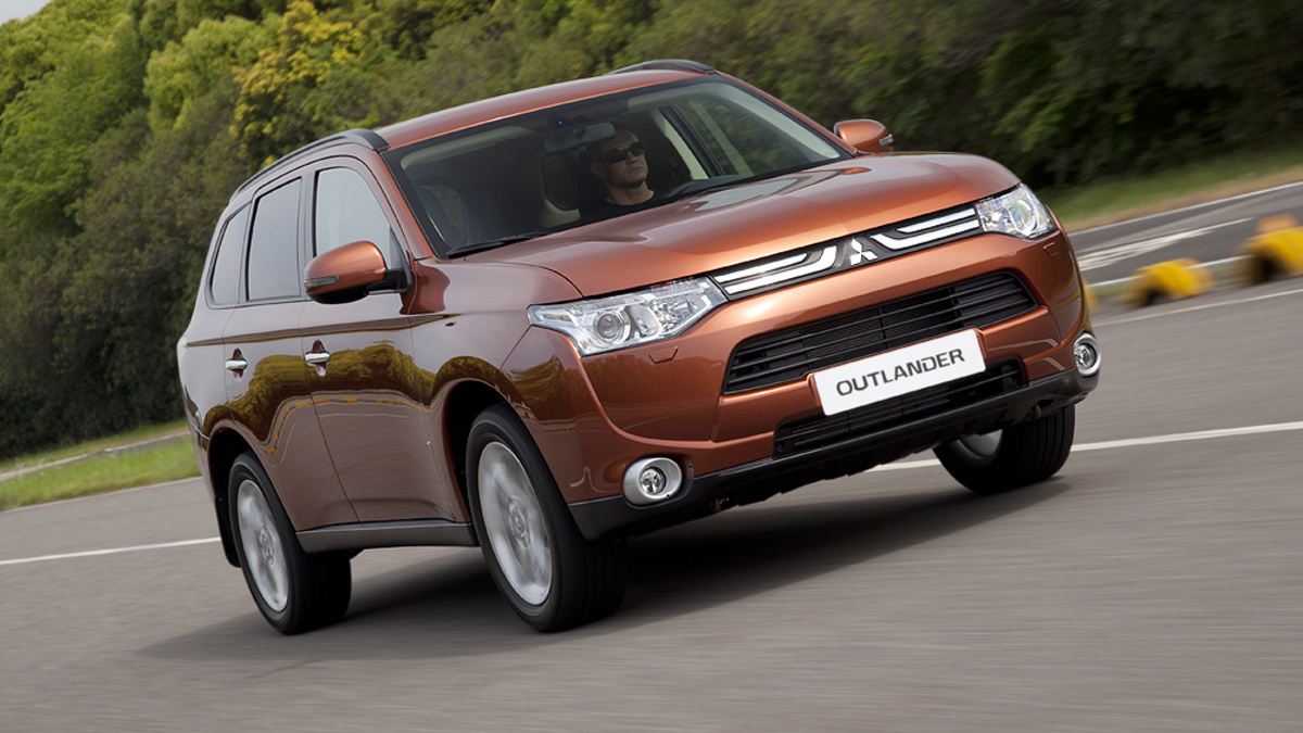 Специально для России. Тест-драйв Mitsubishi Outlander :: Autonews