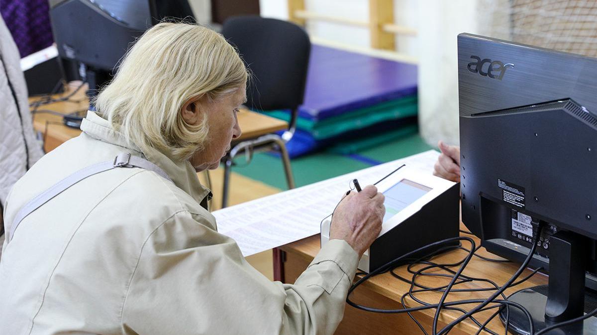 ЦБ обяжет пользователей цифровых рублей авторизоваться на «Госуслугах» — РБК