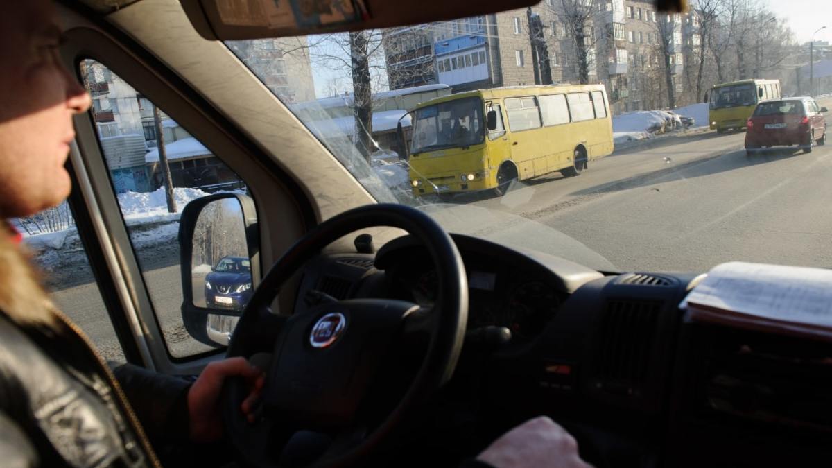 Водители вошли в тройку самых востребованных профессий