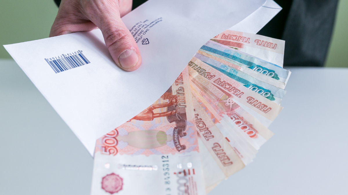 В июле тюменцы оформили 12 780 потребительских кредитов.