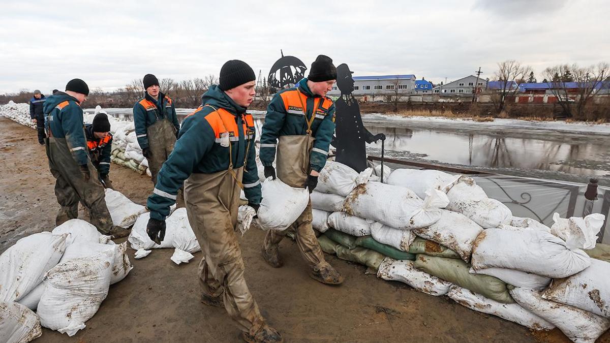 Уровень воды в реке в Курганской области достиг «неблагоприятной» отметки —  РБК