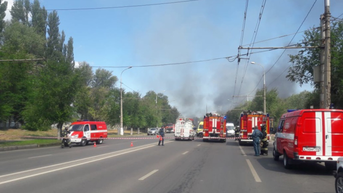 Число пострадавших при пожаре на заправке в Волгограде выросло до 12 — РБК