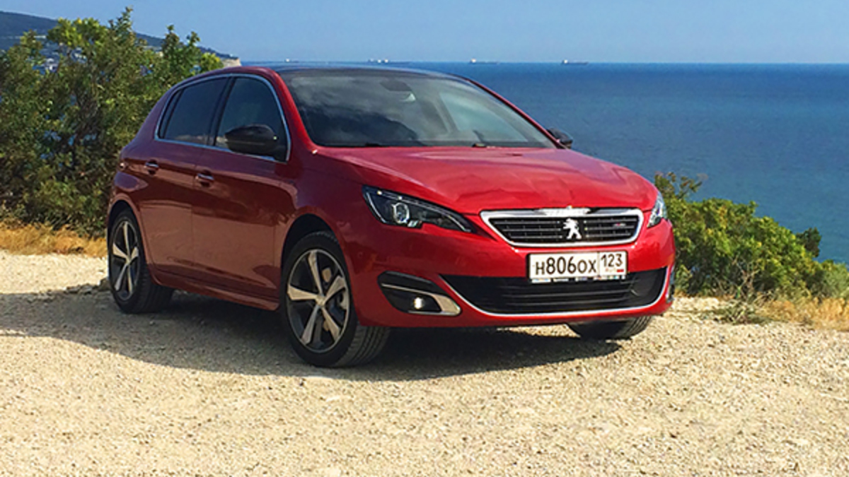 В полупозиции. Тест-драйв Peugeot 308 GT Line :: Autonews