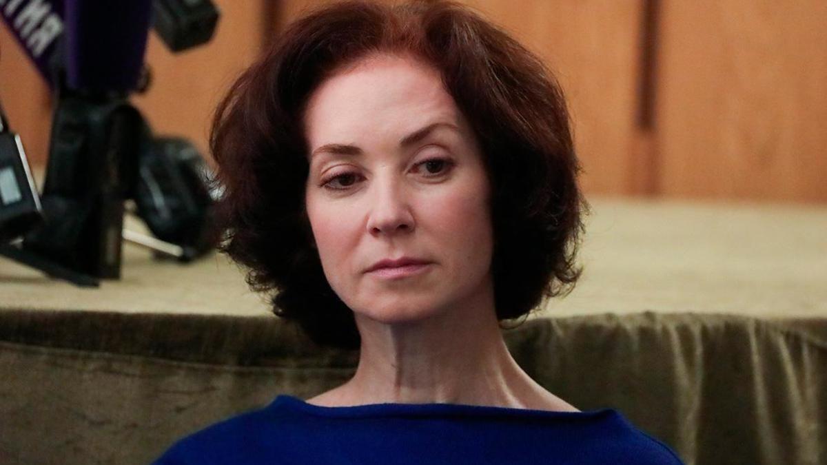 Үлкен бөкселері бар араб порно