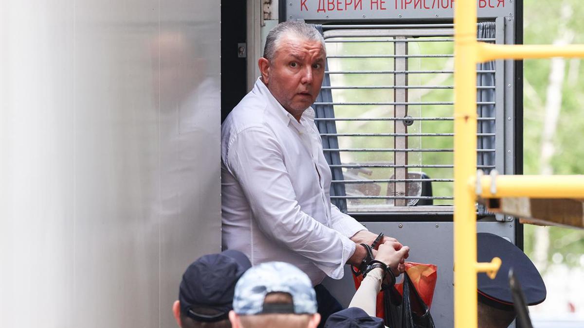 Дмитрий Фролов