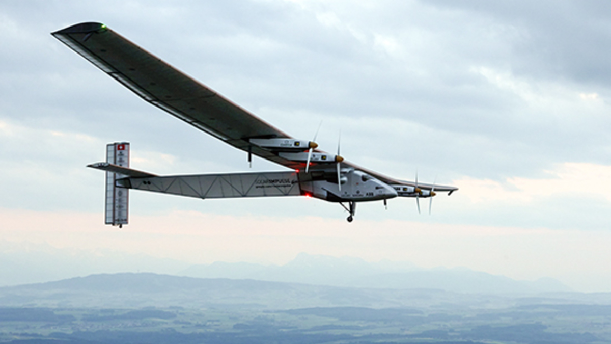 Самолет Solar Impulse 2
