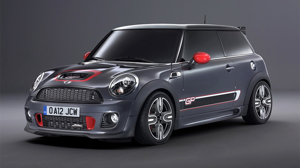 MINI Cooper превратился в гоночную ракету :: Autonews