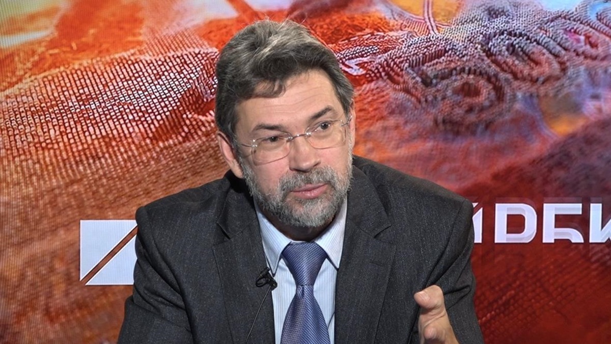 Андрей Максимов