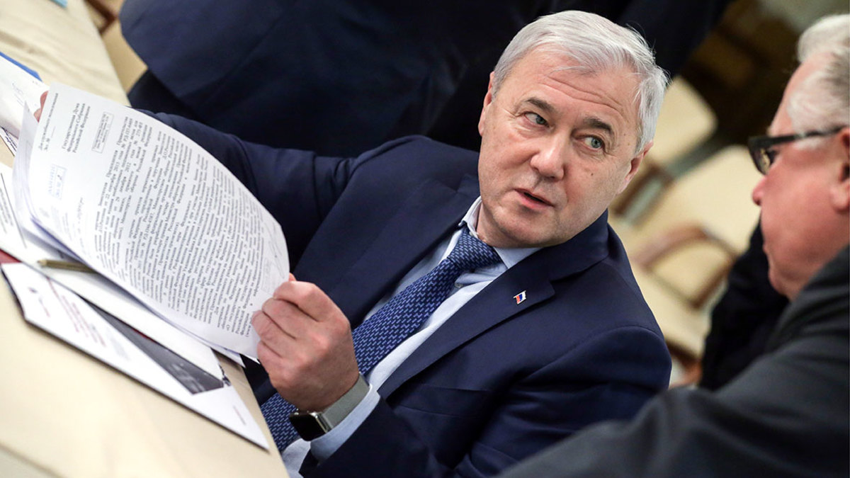 Анатолий Аксаков
